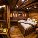 cabin on samambaia liveaboard used by Coral triangle adventures for snorkeling tours