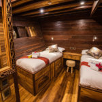 Twin cabin on samambaia liveaboard used by Coral triangle adventures for snorkeling tours